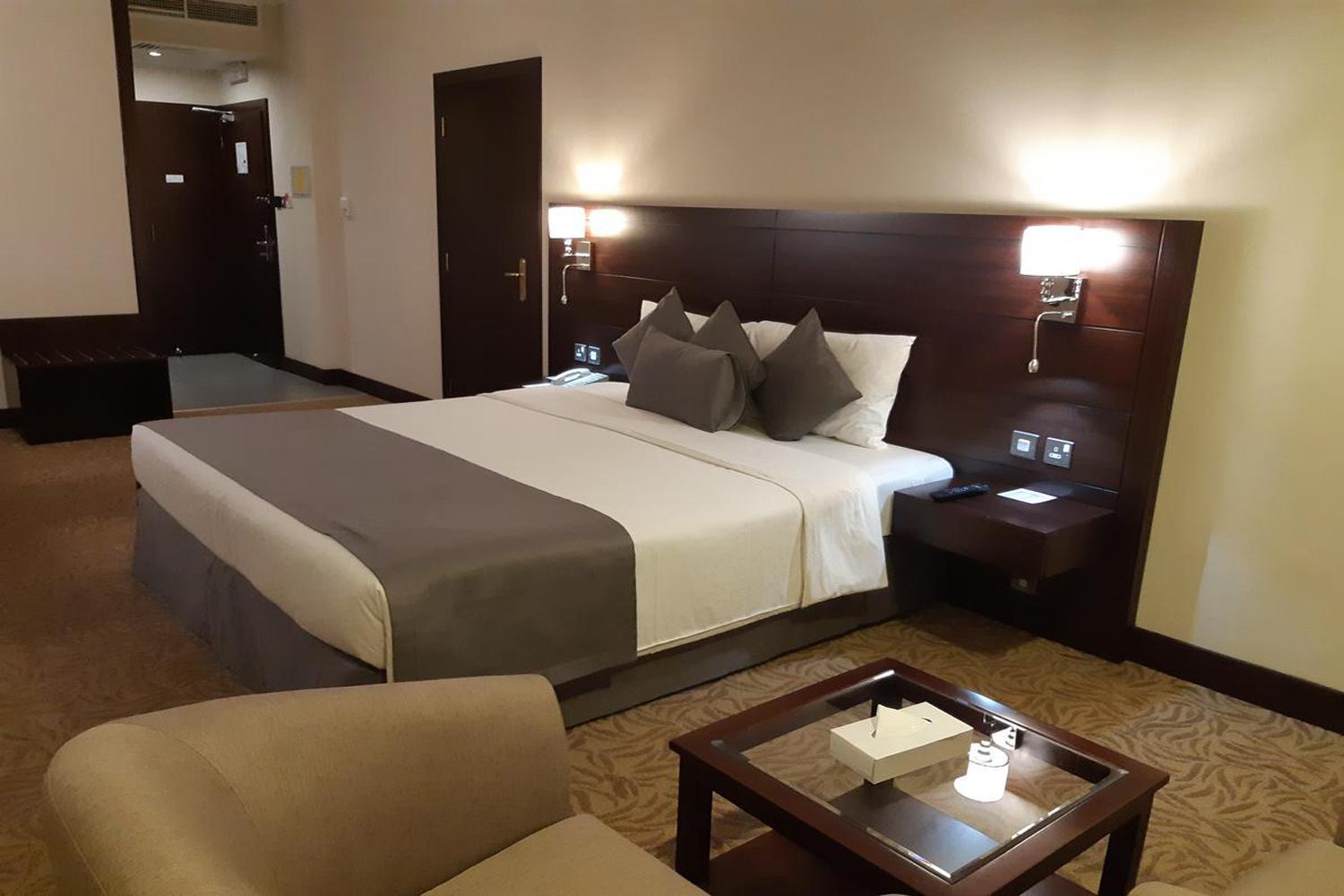 Hotel Luxe Manor Near Delhi Airport Neu-Delhi Exterior foto